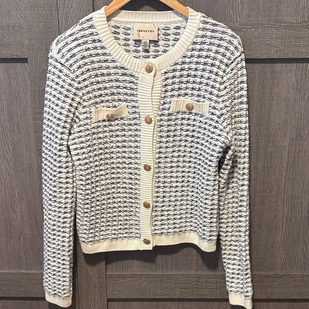 Two-Tone Cream and Black Button-Front Cardigan